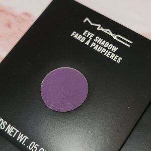 NEW! MAC Cosmetics Matte Eyeshadow, "Power To The Purple" Magnetic Refill